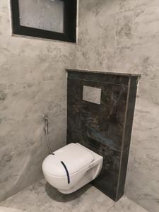 Common Bathroom Image of 1450 Sq.ft 2 BHK Builder Floor for rent in Palam Vihar Gurgaon for Rs. 34000