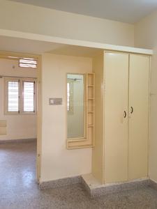 Bedroom Image of 400 Sq.ft 1 BHK Builder Floor for rent in Domlur Layout Bengaluru for Rs. 17000
