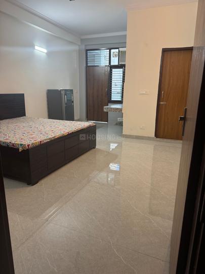 DLF Phase 3 Bedroom 1