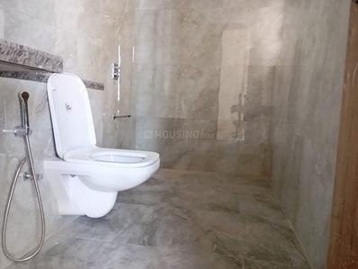 Bathroom Image of 2551 Sq.ft 5 BHK Apartment / Flat for sale in One Meraki, Chembur Mumbai for Rs. 92500000
