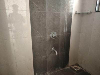 Bathroom Image of 710 Sq.ft 1 BHK Apartment / Flat for rent in Unnati Gagan Cefiro, Undri Pune for Rs. 13000