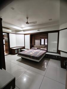 Bedroom Image of 4000 Sq.ft 4 BHK Independent House for rent in Armaan Bungalows, Bodakdev Ahmedabad for Rs. 70000