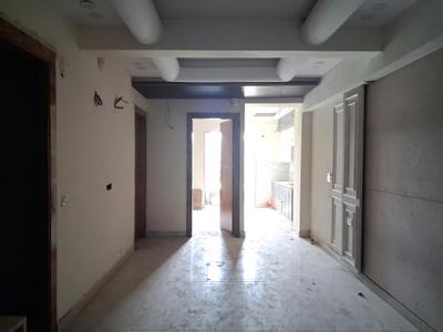 Living Room Image of 1050 Sq.ft 2 BHK Apartment / Flat for sale in DM Infra, Sector 102 Noida for Rs. 4300000