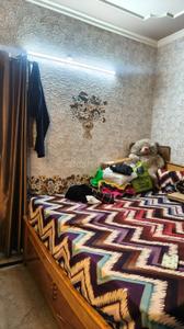 Bedroom Image of 1000 Sq.ft 3 BHK Apartment / Flat for sale in Janakpuri New Delhi for Rs. 16000000