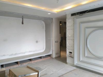 Bedroom Image of 4180 Sq.ft 4 BHK Builder Floor for sale in Model Town New Delhi for Rs. 80000000