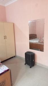 Bedroom Image of 2200 Sq.ft 3 BHK Builder Floor for rent in Ranjit Avenue Amritsar for Rs. 25000