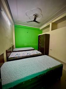 Bedroom Image of Friends pg in Sector 16, Noida