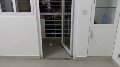 Balcony Image of 1600 Sq.ft 3.5 BHK Apartment / Flat for rent in Sushant Golf City Lucknow for Rs. 20000
