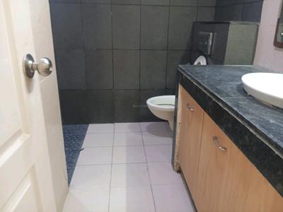 Bedroom One Image of 1467 Sq.ft 2 BHK Apartment / Flat for rent in Raheja Vedaanta, Sector 108 Gurgaon for Rs. 30000