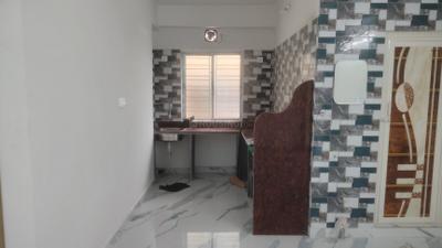 Kitchen Image of 1050 Sq.ft 2 BHK Apartment / Flat for rent in Keshtopur Kolkata for Rs. 15000