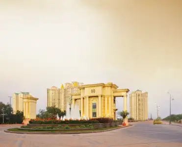 Image of 763 Sq.ft 2 BHK Apartment / Flat for sale in Hiranandani Maitri Park, Chembur, Mumbai for Rs. 41000000