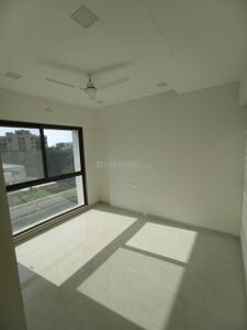 Bedroom Image of 950 Sq.ft 3 BHK Apartment / Flat for rent in Borivali West Mumbai for Rs. 78000