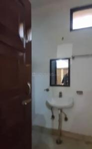 Image of 1440 Sq.ft 3 BHK Builder Floor for rent in Mukherjee Nagar, New Delhi for Rs. 55000
