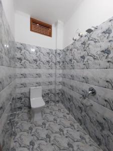 Bathroom Image of 1380 Sq.ft 3 BHK Apartment / Flat for rent in Gandharva Imperial Crest, Vidhyak Niwas Gorakhpur for Rs. 15000