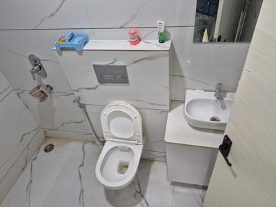 Bathroom Image of 200 Sq.ft 1 RK Builder Floor for rent in Vijay Nagar Indore for Rs. 16000