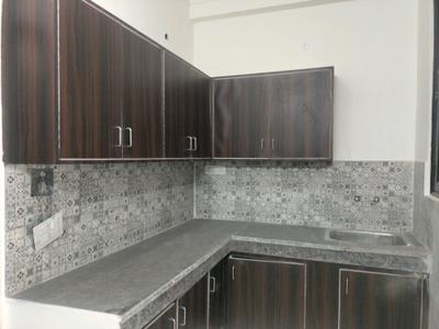 Kitchen Image of 800 Sq.ft 2 BHK Apartment / Flat for sale in CI Golf City, Kambakshpur Noida for Rs. 3091000