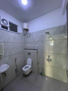 Bathroom Image of 1000 Sq.ft 1 BHK Apartment / Flat for rent in Scheme 78 Indore for Rs. 18000