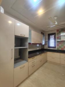 Kitchen Image of 2700 Sq.ft 3 BHK Builder Floor for rent in East Of Kailash New Delhi for Rs. 175000