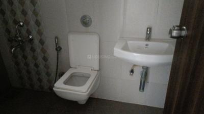 Bathroom Image of 550 Sq.ft 1 BHK Apartment / Flat for rent in Guardian Hill Shire Phase 1, Wagholi Pune for Rs. 15500