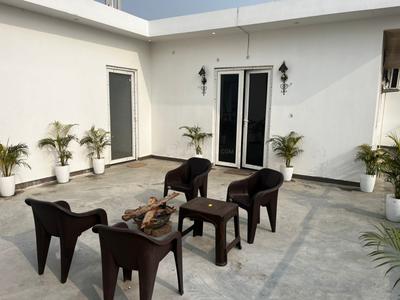 Hall Image of 10000 Sq.ft 6 BHK Builder Floor for rent in Gomti Nagar Lucknow for Rs. 230000