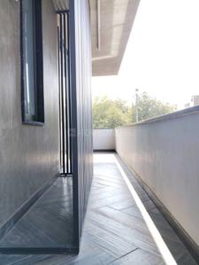 Balcony Image of 2448 Sq.ft 4 BHK Builder Floor for sale in Defence Colony New Delhi for Rs. 122000000