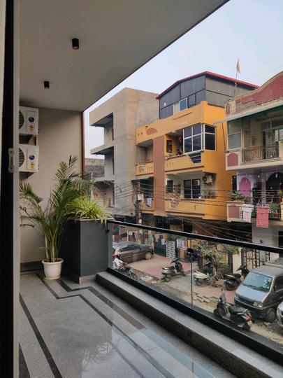 Nikunj Ultra Luxury Floors Main Image 1