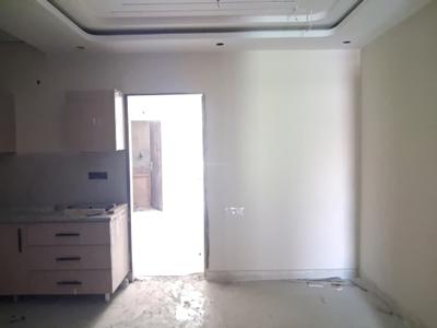 Living Room Image of 980 Sq.ft 2 BHK Apartment / Flat for sale in GCM Gomati Apartment, Sector 49 Noida for Rs. 4200000