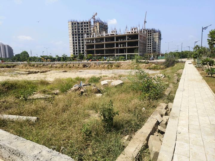 Orris Woodview Residencies Main Image 1