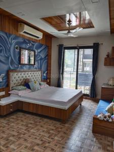 Bedroom Image of 3150 Sq.ft 4 BHK Apartment / Flat for sale in Arista Belvedere Park, Bodakdev Ahmedabad for Rs. 35000000