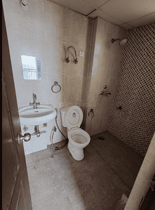 Image of 585 Sq.ft 1 BHK Apartment / Flat for sale in Aditya Urban Homes, Bamheta Village, Ghaziabad for Rs. 3200000