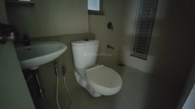 Image of 1080 Sq.ft 2 BHK Apartment / Flat for rent in Adani The Meadows, Shantigram, Ahmedabad for Rs. 34000