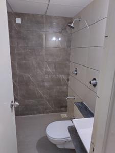 Bathroom Image of 1702 Sq.ft 3 BHK Apartment / Flat for rent in Vandemataram Mahadev Lily, Maninagar Ahmedabad for Rs. 25000