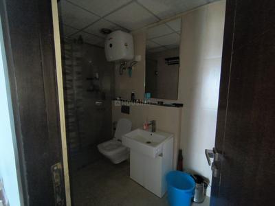 Bathroom Image of 1380 Sq.ft 2 BHK Apartment / Flat for rent in Supertech Supernova, Sector 94 Noida for Rs. 60000