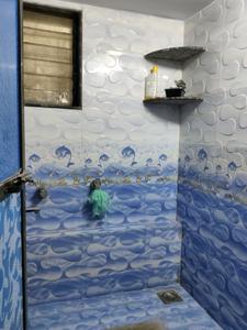 Common Bathroom Image of 910 Sq.ft 2 BHK Apartment / Flat for rent in Kasarvadavali Thane for Rs. 25000