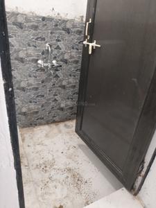 Bathroom Image of 600 Sq.ft 1.5 BHK Independent House for rent in Airport Road Bhopal for Rs. 8500