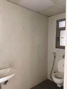 Common Bathroom Image of 690 Sq.ft 1 BHK Apartment / Flat for sale in Lodha Casa Rio, Palava Phase 1 Thane for Rs. 3000000