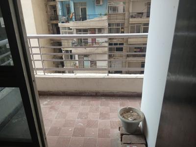 Balcony Image of 1420 Sq.ft 3 BHK Apartment / Flat for sale in Supertech Livingston, Crossings Republik Ghaziabad for Rs. 9800000