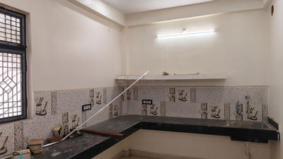 Kitchen Image of 1600 Sq.ft 4 BHK Builder Floor for rent in Naini Allahabad for Rs. 14000