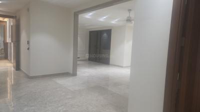 Living Room Image of 3000 Sq.ft 3.5 BHK Builder Floor for sale in Rajouri Garden New Delhi for Rs. 65000000