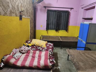 Bedroom Image of Riya Adhikary in Dhakuria, Kolkata