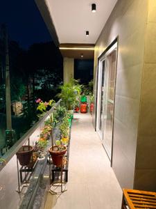 Balcony Image of 2700 Sq.ft 3 BHK Builder Floor for rent in Palam Vihar Gurgaon for Rs. 66000