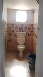 Bathroom Image of 860 Sq.ft 2 BHK Independent House for rent in Moranapalli Hosur for Rs. 8600