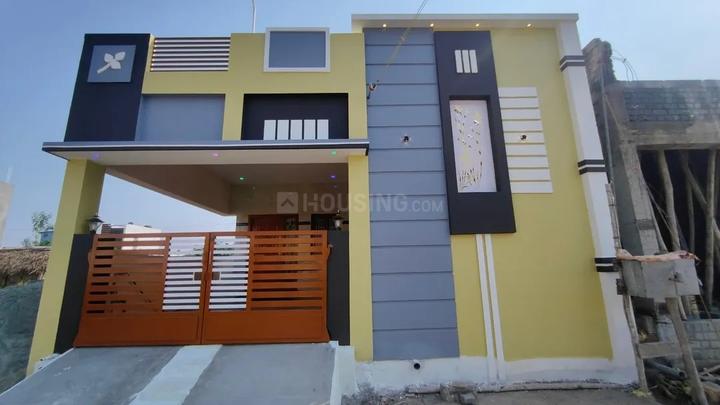 Selvi green square Main Image 1