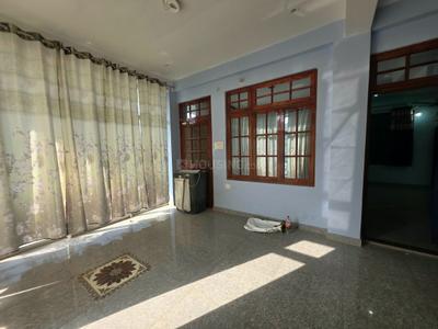 Bedroom Image of 1800 Sq.ft 3 BHK Builder Floor for rent in Krishna Nagar Lucknow for Rs. 35000