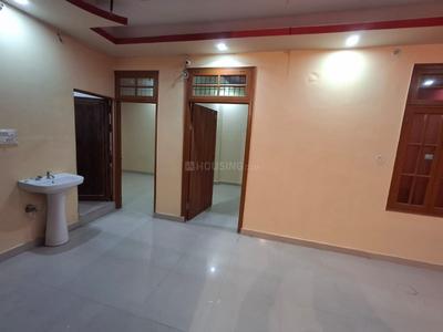 Hall Image of 1000 Sq.ft 2 BHK Builder Floor for rent in Krishna Nagar Lucknow for Rs. 15000