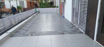 Balcony Image of 2700 Sq.ft 4.5 BHK Apartment / Flat for rent in Bhadaj Ahmedabad for Rs. 120000