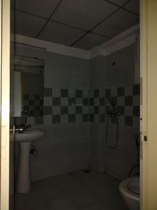 Common Bathroom Image of 1150 Sq.ft 2.5 BHK Apartment / Flat for sale in Gaurs 16th Avenue, Noida Extension Greater Noida for Rs. 10700000