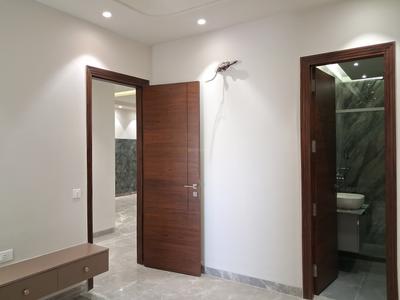 Bedroom Image of 1800 Sq.ft 3 BHK Builder Floor for sale in Paschim Vihar New Delhi for Rs. 35000000