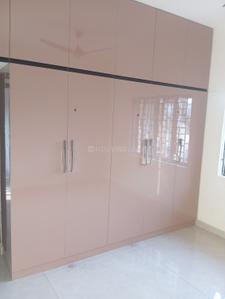 Bedroom Image of 1250 Sq.ft 2 BHK Apartment / Flat for rent in Thiruvanmiyur Chennai for Rs. 50000