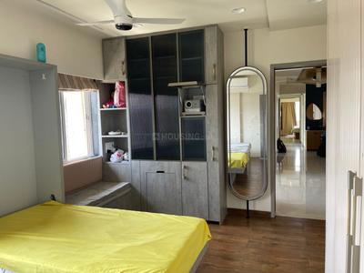 Bedroom Image of 750 Sq.ft 2 BHK Apartment / Flat for sale in Shree Mahavir darshan, Kandivali West Mumbai for Rs. 20000000